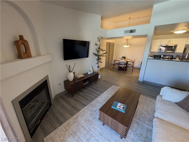 950 Seven Hills Drive 2021, Henderson, NV 89052
