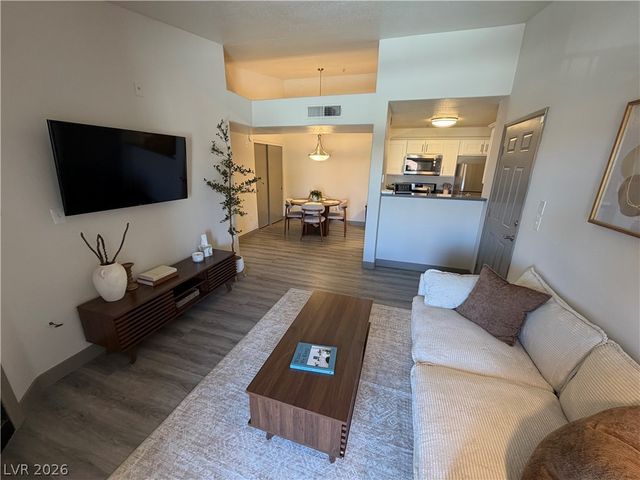 950 Seven Hills Drive 2021, Henderson, NV 89052