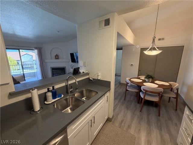 950 Seven Hills Drive 2021, Henderson, NV 89052