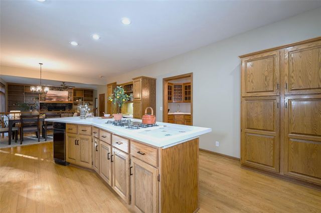 3867 Timber Creek Court, Eau Claire, WI 54701