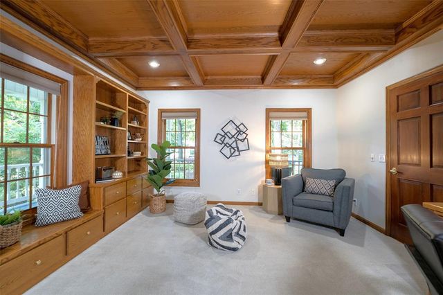 3867 Timber Creek Court, Eau Claire, WI 54701