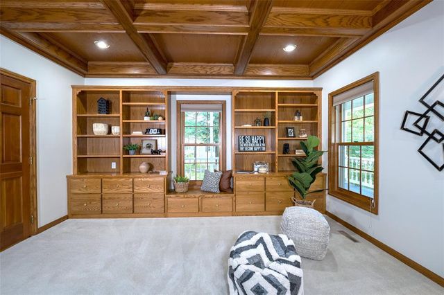 3867 Timber Creek Court, Eau Claire, WI 54701