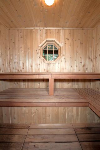 3867 Timber Creek Court, Eau Claire, WI 54701