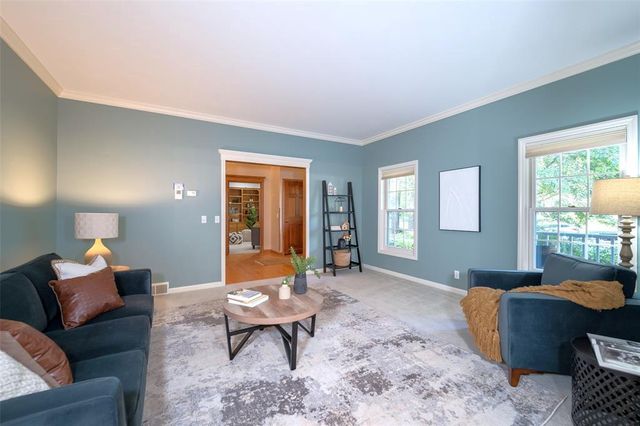 3867 Timber Creek Court, Eau Claire, WI 54701