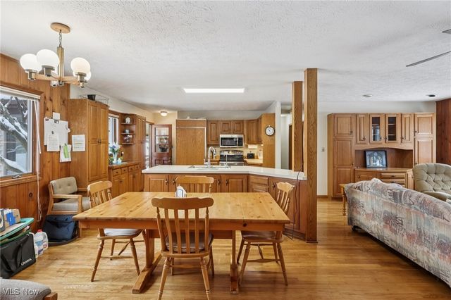 6023 Pioneer Trail, Hiram, OH 44234