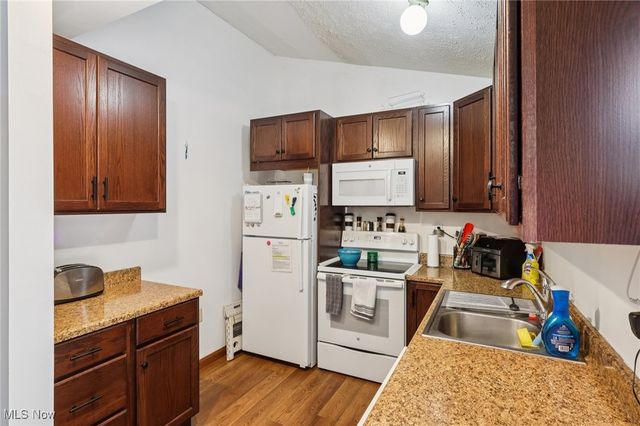 6023 Pioneer Trail, Hiram, OH 44234