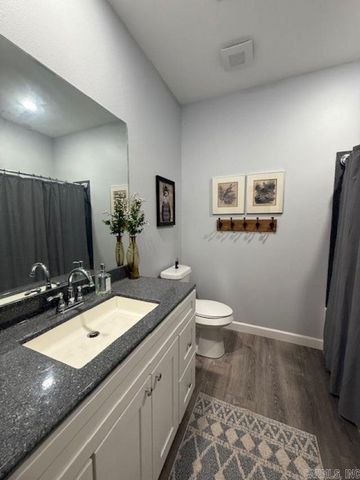 685 Josephine Dr, Batesville, AR 72501