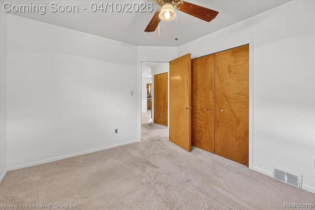 6623 N Silvery Lane, Dearborn Heights, MI 48127