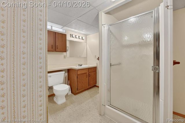 6623 N Silvery Lane, Dearborn Heights, MI 48127