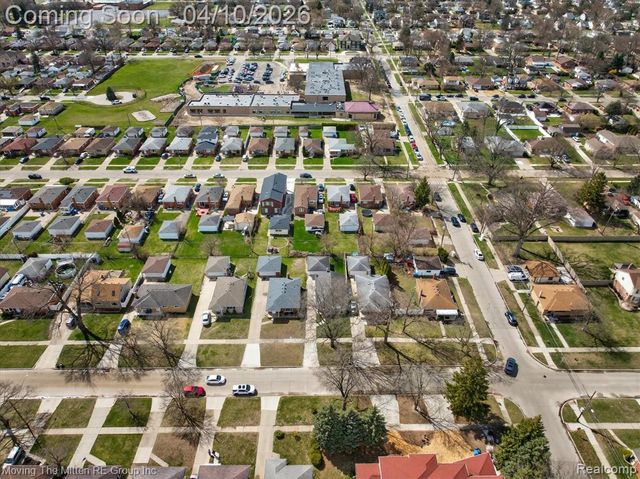 6623 N Silvery Lane, Dearborn Heights, MI 48127