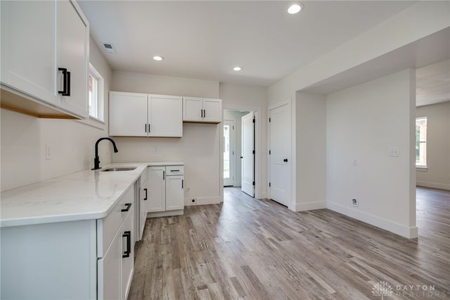 4251 Pleasant View Avenue, Dayton, OH 45420