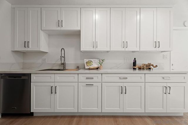 8364 June Lake, San Diego, CA 92119
