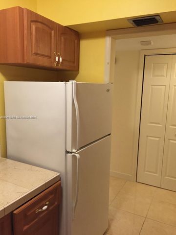 9301 SW 92nd Ave 210C, Miami, FL 33176