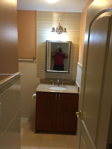 9301 SW 92nd Ave 210C, Miami, FL 33176