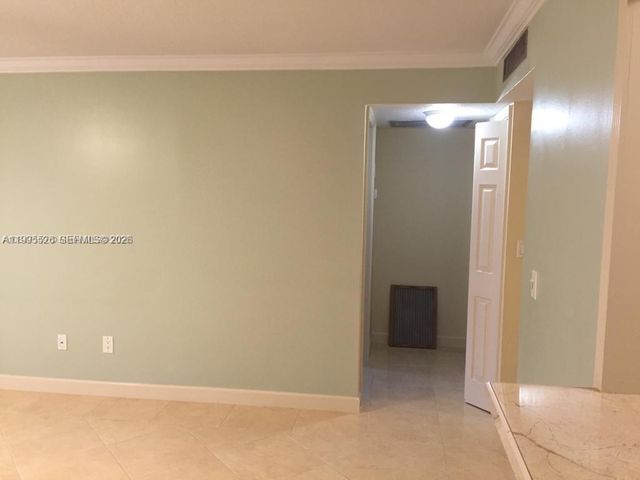 9301 SW 92nd Ave 210C, Miami, FL 33176