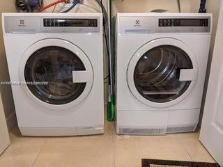 9301 SW 92nd Ave 210C, Miami, FL 33176