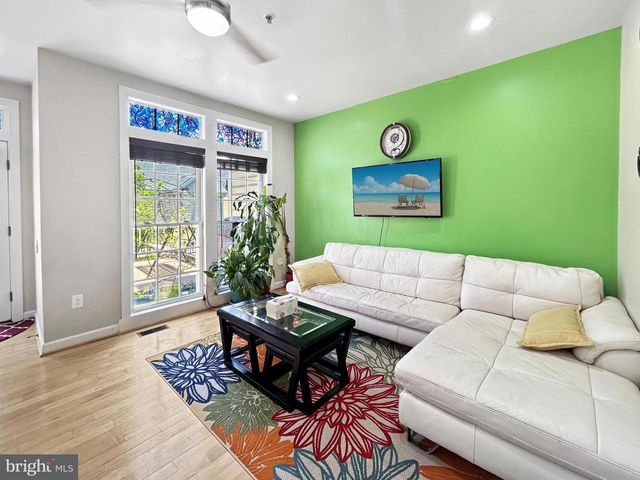 913 HIGHLAND RIDGE AVE, Gaithersburg, MD 20878