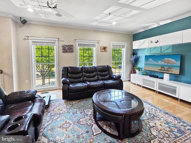 913 HIGHLAND RIDGE AVE, Gaithersburg, MD 20878
