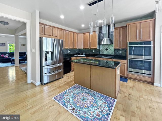 913 HIGHLAND RIDGE AVE, Gaithersburg, MD 20878
