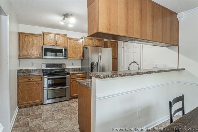 6528 Rhemish Drive, Fayetteville, NC 28304