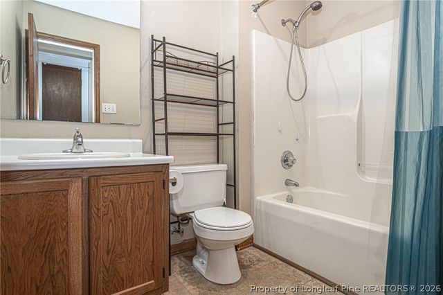 6528 Rhemish Drive, Fayetteville, NC 28304