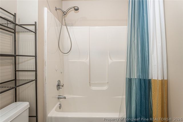 6528 Rhemish Drive, Fayetteville, NC 28304