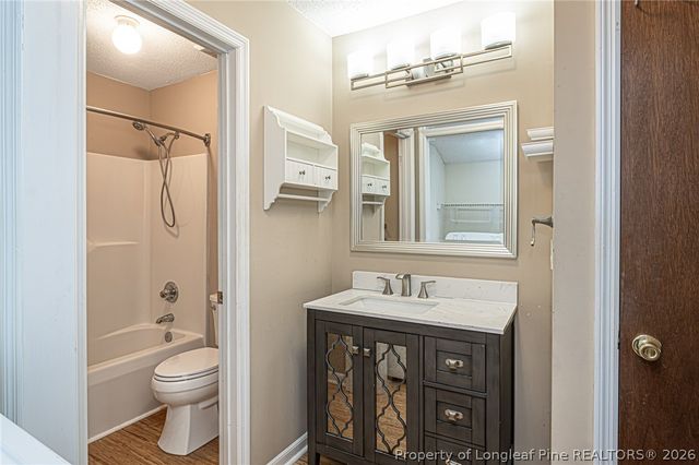 6528 Rhemish Drive, Fayetteville, NC 28304