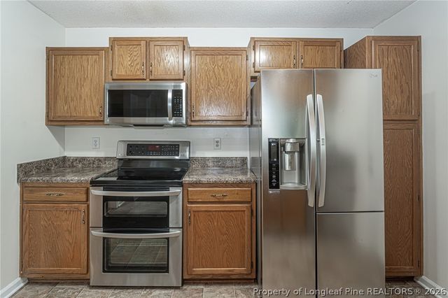 6528 Rhemish Drive, Fayetteville, NC 28304