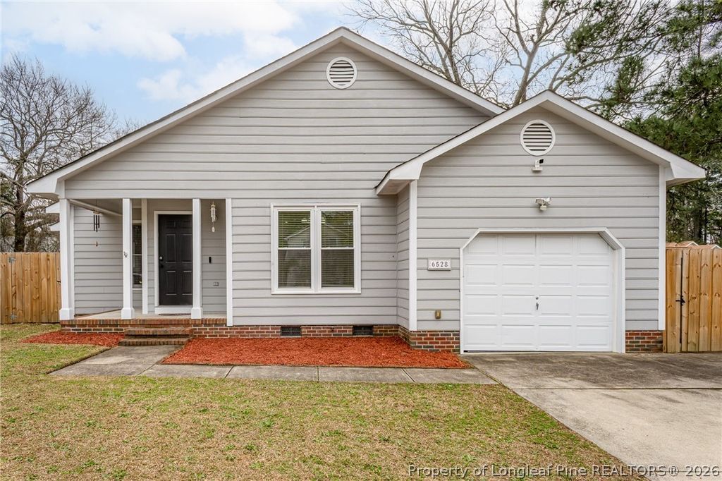 6528 Rhemish Drive, Fayetteville, NC 28304