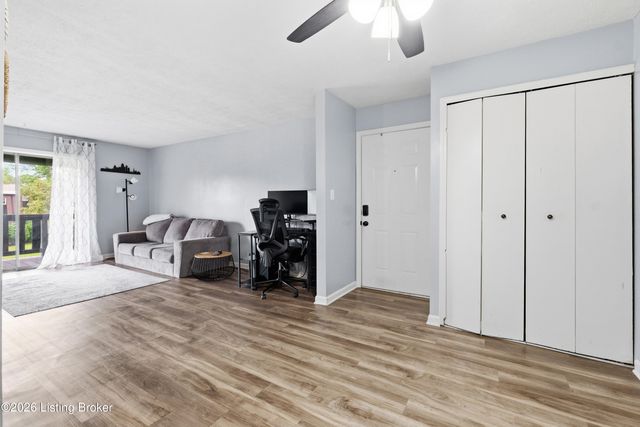 3503 Lodge Ln 306, Louisville, KY 40218