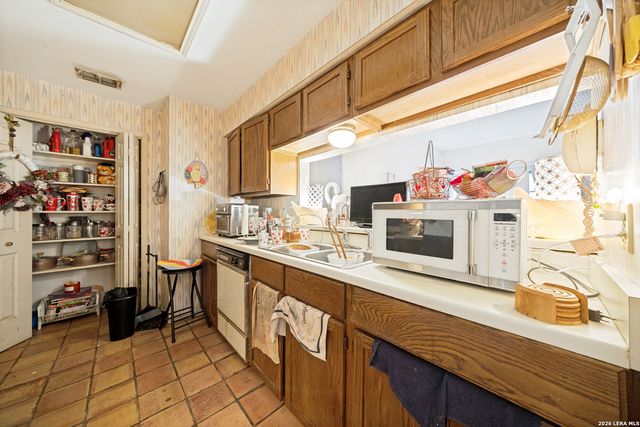 11839 Parliament St Apt 2414, San Antonio, TX 78216