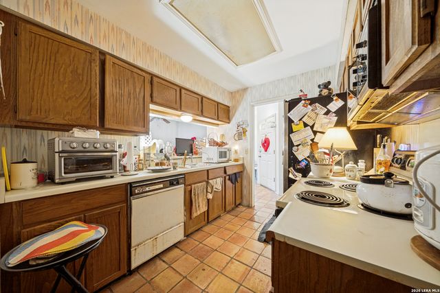 11839 Parliament St Apt 2414, San Antonio, TX 78216