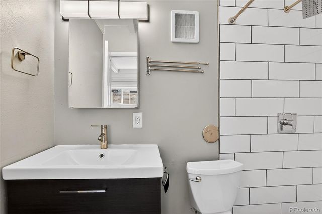 1044 Stuart Street, Denver, CO 80204