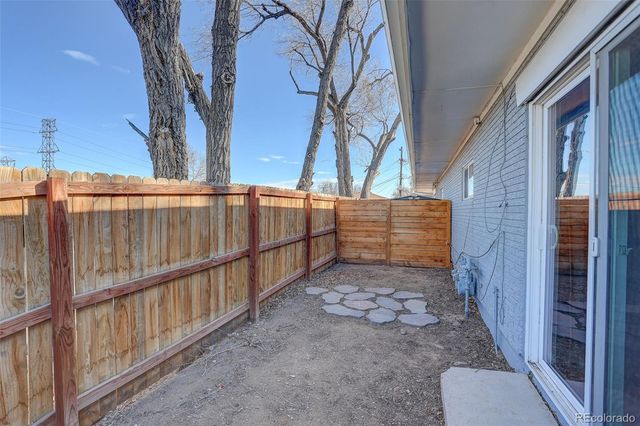 1044 Stuart Street, Denver, CO 80204