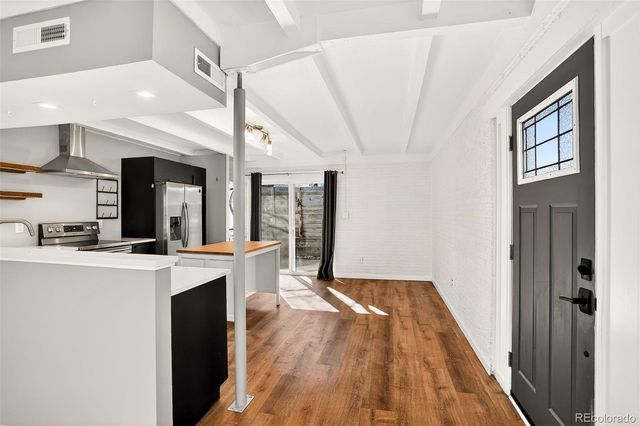 1044 Stuart Street, Denver, CO 80204