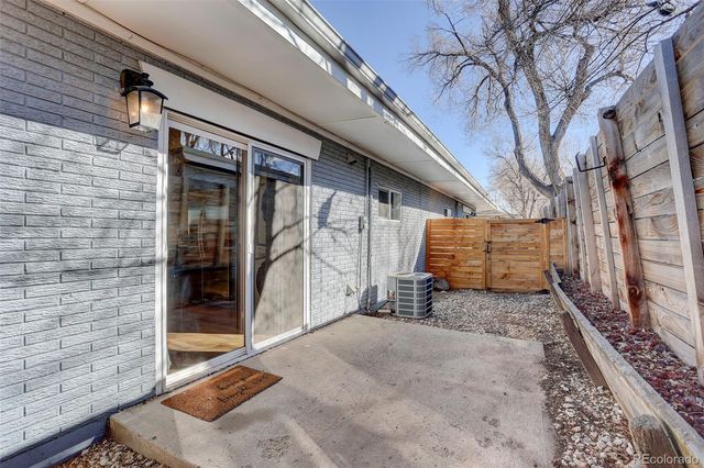 1044 Stuart Street, Denver, CO 80204