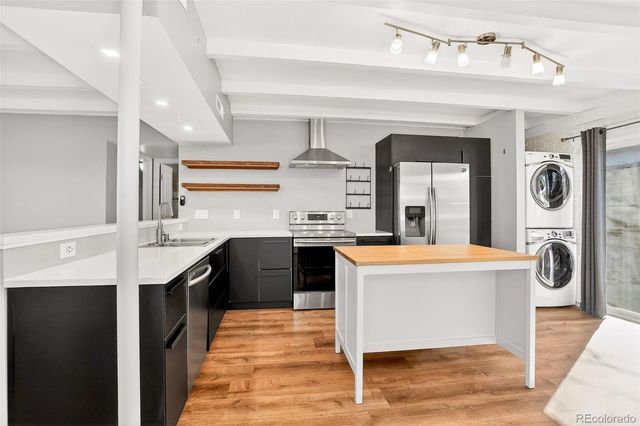 1044 Stuart Street, Denver, CO 80204