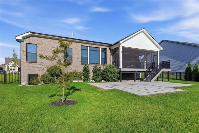 9338 Rochelle Lane, Clearcreek Twp, OH 45458
