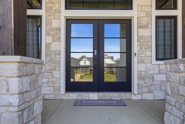 9338 Rochelle Lane, Clearcreek Twp, OH 45458