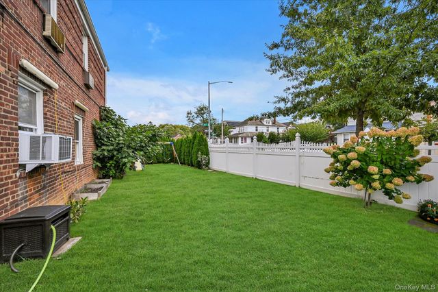 76-54 169 Street, Fresh Meadows, NY 11366