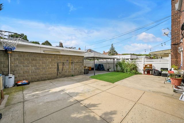 76-54 169 Street, Fresh Meadows, NY 11366