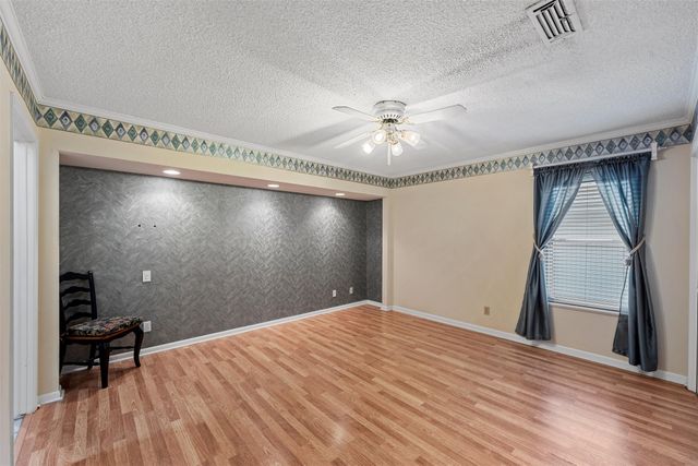 5220 Lake Charles Drive, Waco, TX 76710