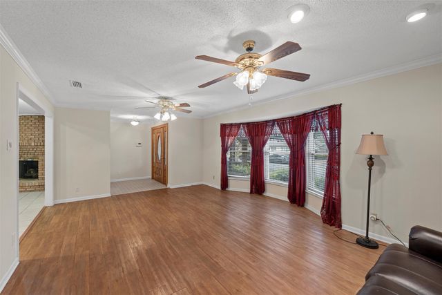 5220 Lake Charles Drive, Waco, TX 76710