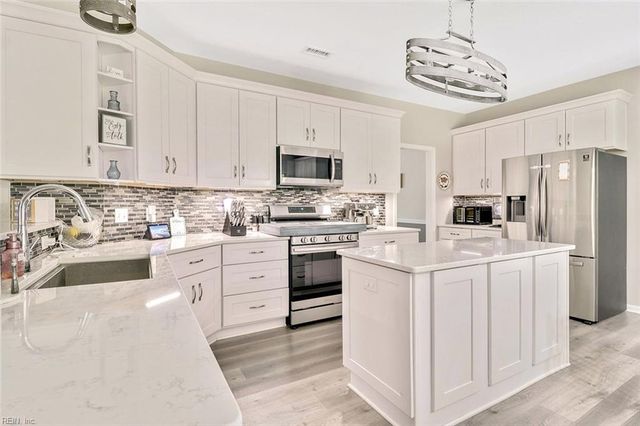2027 River Pearl WAY, Chesapeake, VA 23321