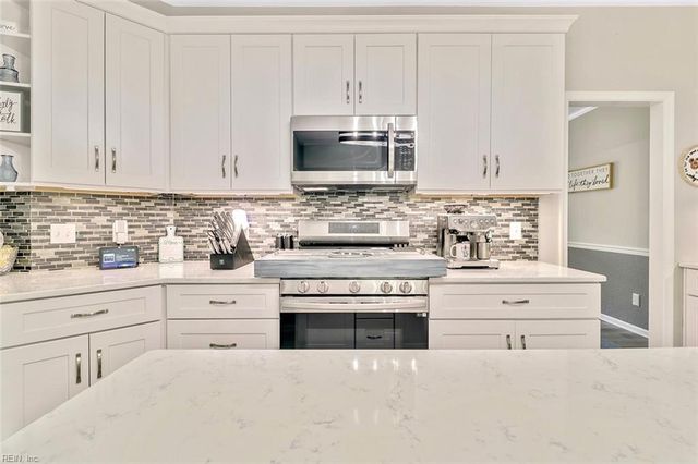 2027 River Pearl WAY, Chesapeake, VA 23321