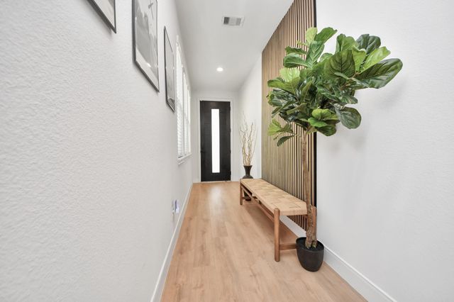 5955 Southseas Street A, Houston, TX 77033