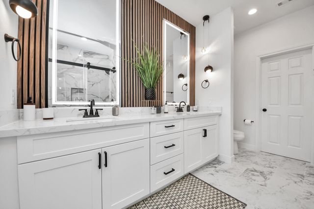 5955 Southseas Street A, Houston, TX 77033