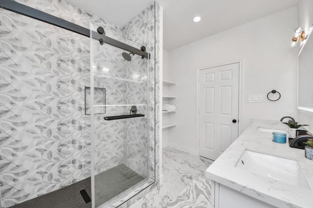 5955 Southseas Street A, Houston, TX 77033