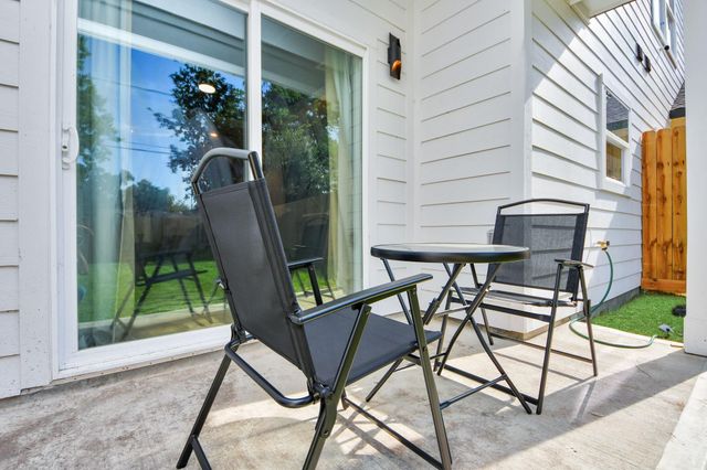 5955 Southseas Street A, Houston, TX 77033