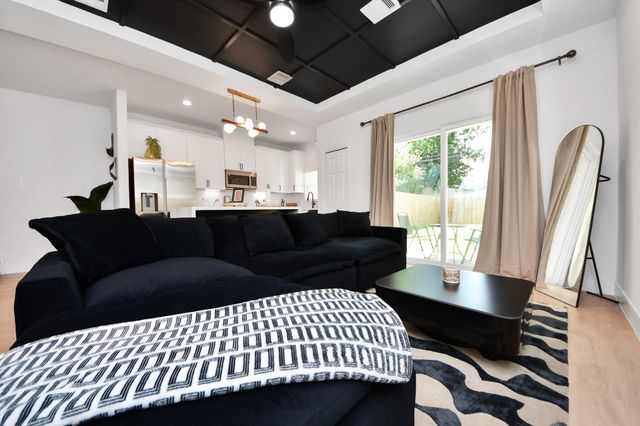 5955 Southseas Street A, Houston, TX 77033